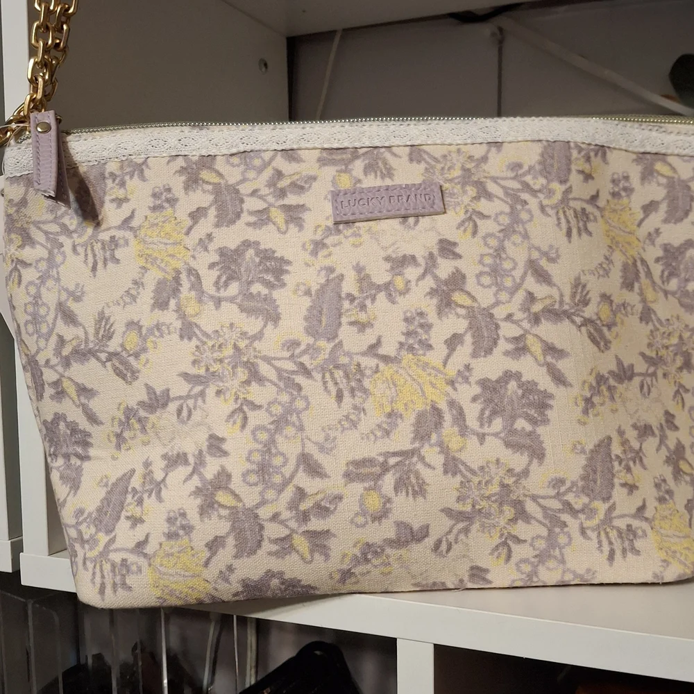 Lucky Brand Floral Women's Cosmetics Makeup Bag - Purple and Yellow NWT
